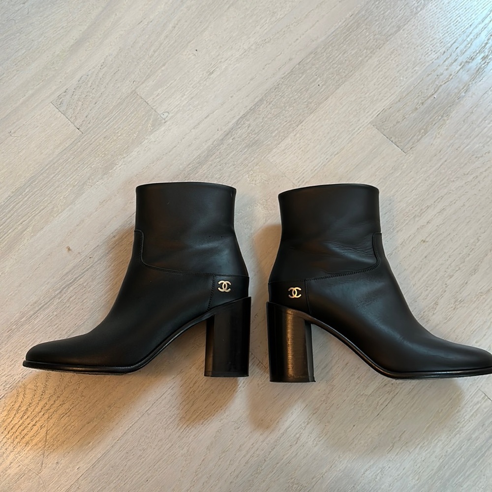 Chanel Leather Boots, Pristine condition